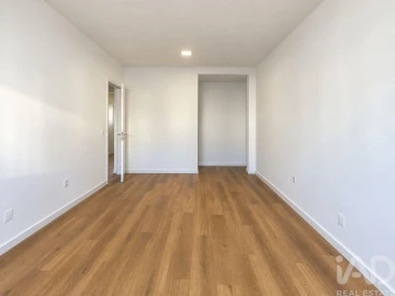 Apartamento T3 para Venda em Almada, Cova da Piedade, Pragal e Cacilhas