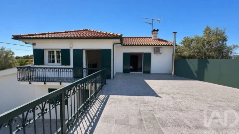 Moradia T4 para Venda em Ardegão, Freixo e Mato