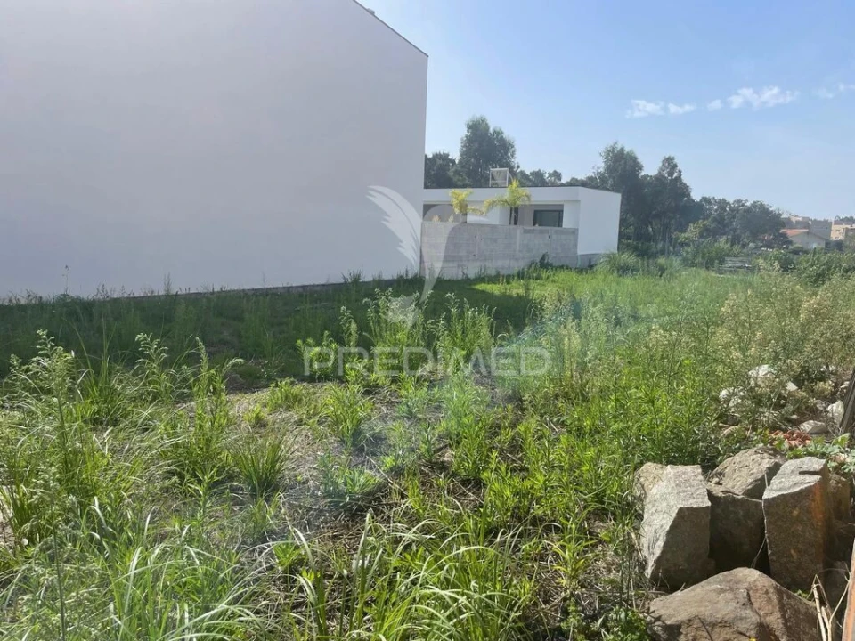 Terreno para Venda em Gulpilhares e Valadares Foto 2