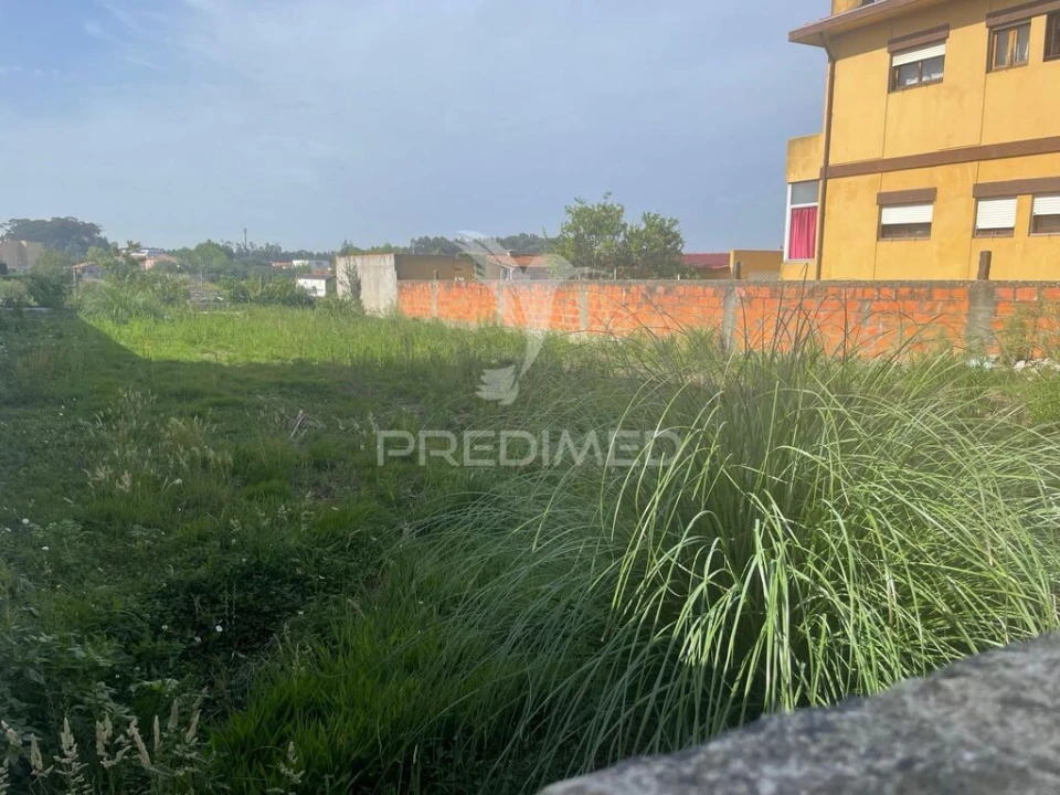 Terreno para Venda em Gulpilhares e Valadares Foto 3