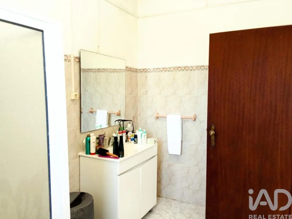 Quinta T4 para Venda em São Barnabe Foto 29