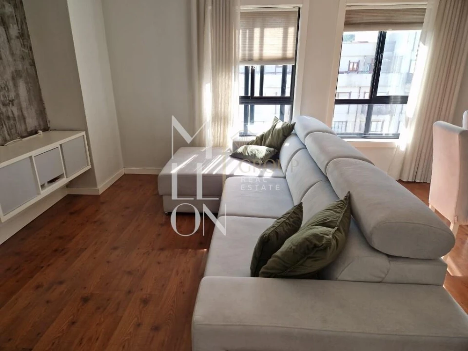 Apartamento T2 para Venda em Fânzeres e São Pedro da Cova Foto 1