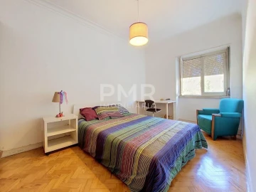 Apartamento T2 para Arrendamento em Lumiar