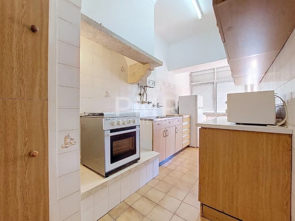 Apartamento T2 para Arrendamento em Lumiar Foto 3