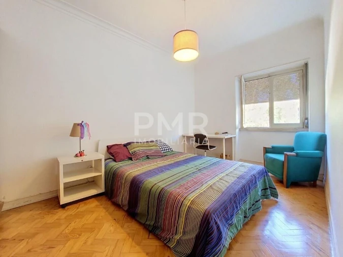 Apartamento T2 para Arrendamento em Lumiar Foto 4