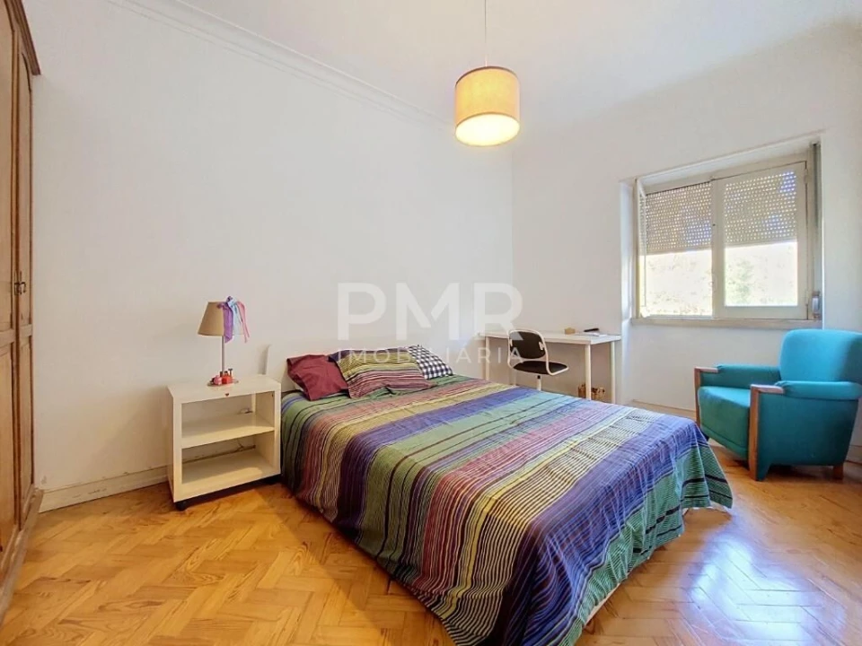 Apartamento T2 para Arrendamento em Lumiar Foto 9