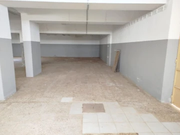 Armazém para Arrendamento em Oeiras e São Julião da Barra, Paço de Arcos e Caxias