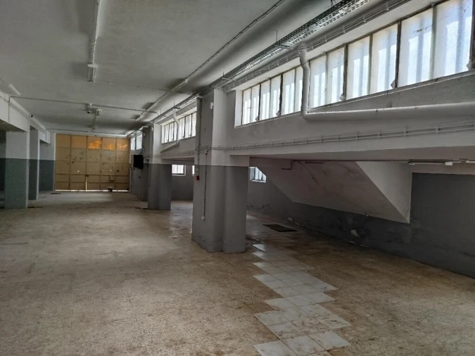 Armazém para Arrendamento em Oeiras e São Julião da Barra, Paço de Arcos e Caxias Foto 5