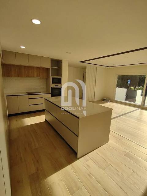Moradia T3 para Venda em Fernao Ferro