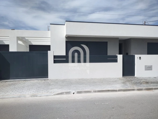 Moradia T3 para Venda em Fernao Ferro Foto 4