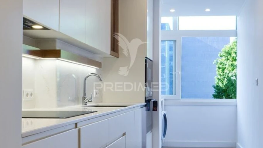Apartamento T3 para Venda em Avenidas Novas