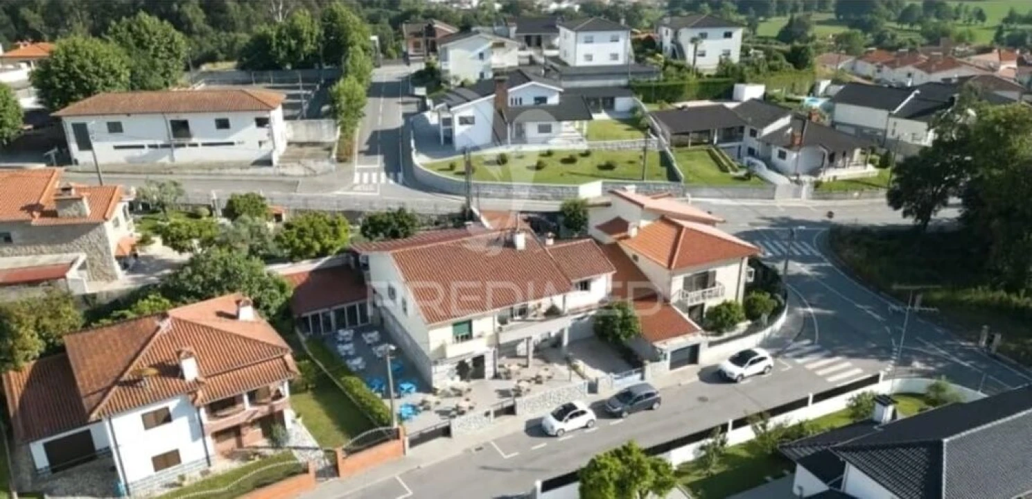 Loja para Arrendamento em Sande São Lourenço e Balazar Foto 15