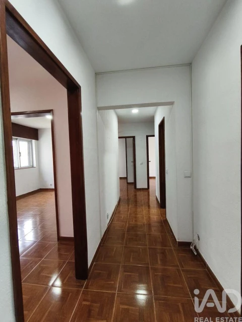 Apartamento T2 para Arrendamento em Esgueira