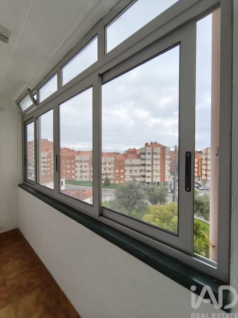 Apartamento T2 para Arrendamento em Esgueira