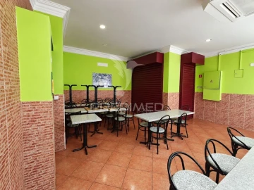 Loja para Venda em Marvila
