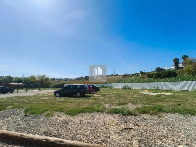 Terreno para Venda em Charneca de Caparica e Sobreda Foto 19