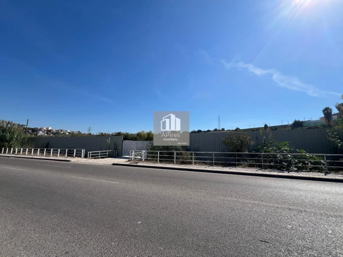 Terreno para Venda em Charneca de Caparica e Sobreda Foto 5