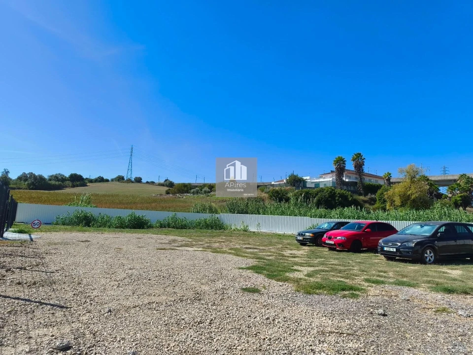 Terreno para Venda em Charneca de Caparica e Sobreda Foto 6