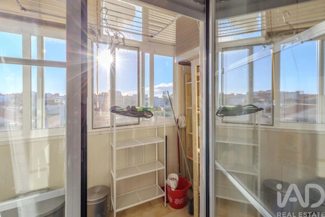 Apartamento T3 para Venda em São Domingos de Rana Foto 21