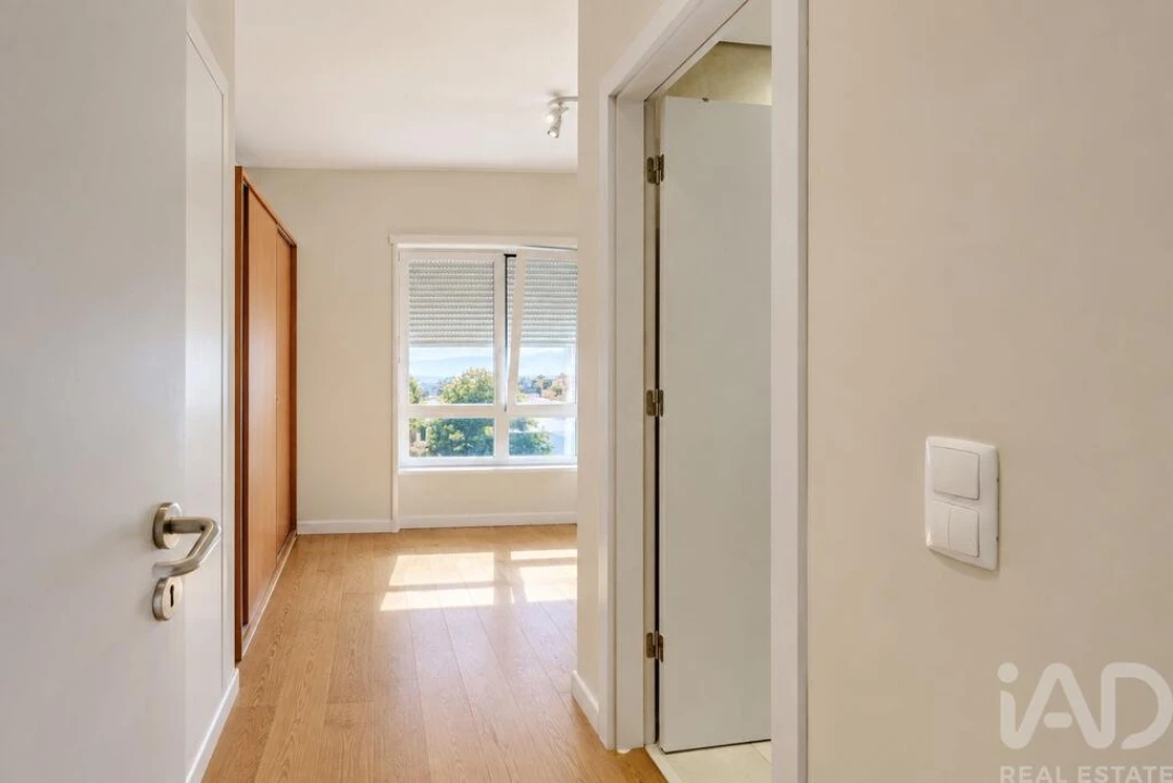 Apartamento T3 para Venda em São Domingos de Rana Foto 10