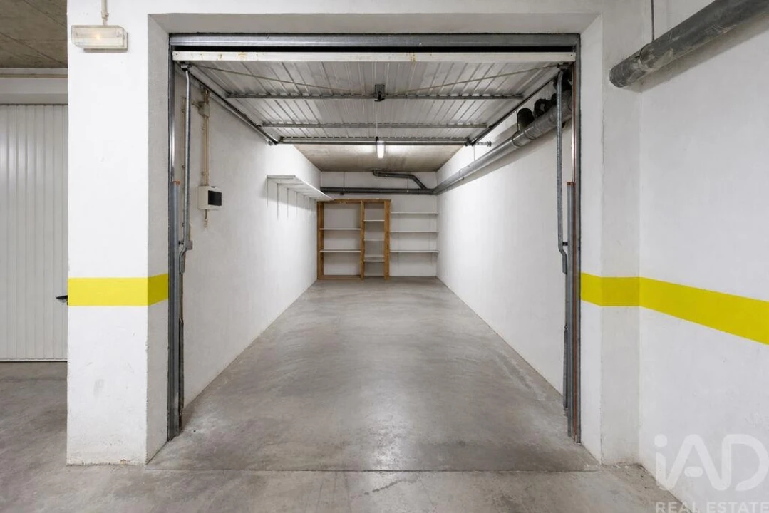 Apartamento T3 para Venda em São Domingos de Rana Foto 27