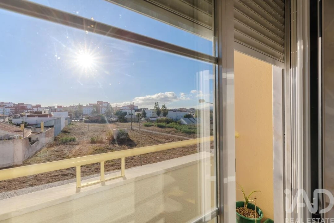 Apartamento T3 para Venda em São Domingos de Rana Foto 22