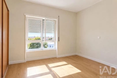 Apartamento T3 para Venda em São Domingos de Rana