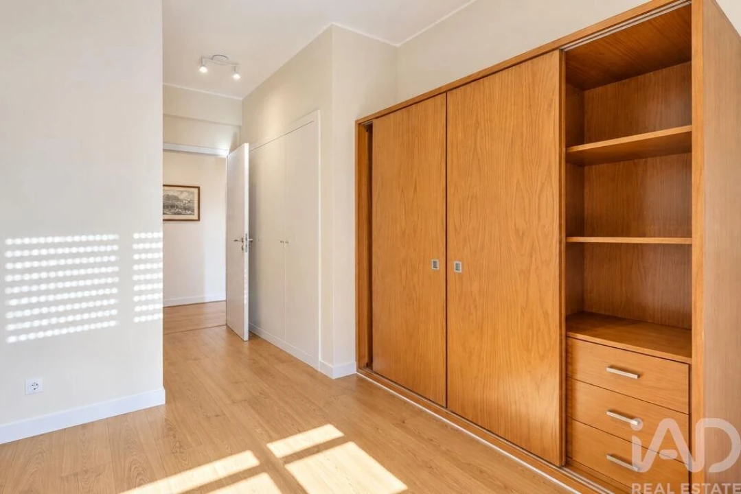 Apartamento T3 para Venda em São Domingos de Rana Foto 12