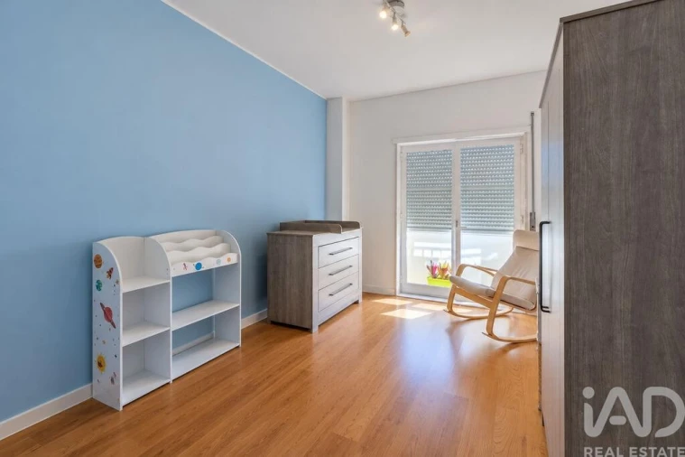 Apartamento T3 para Venda em São Domingos de Rana Foto 8