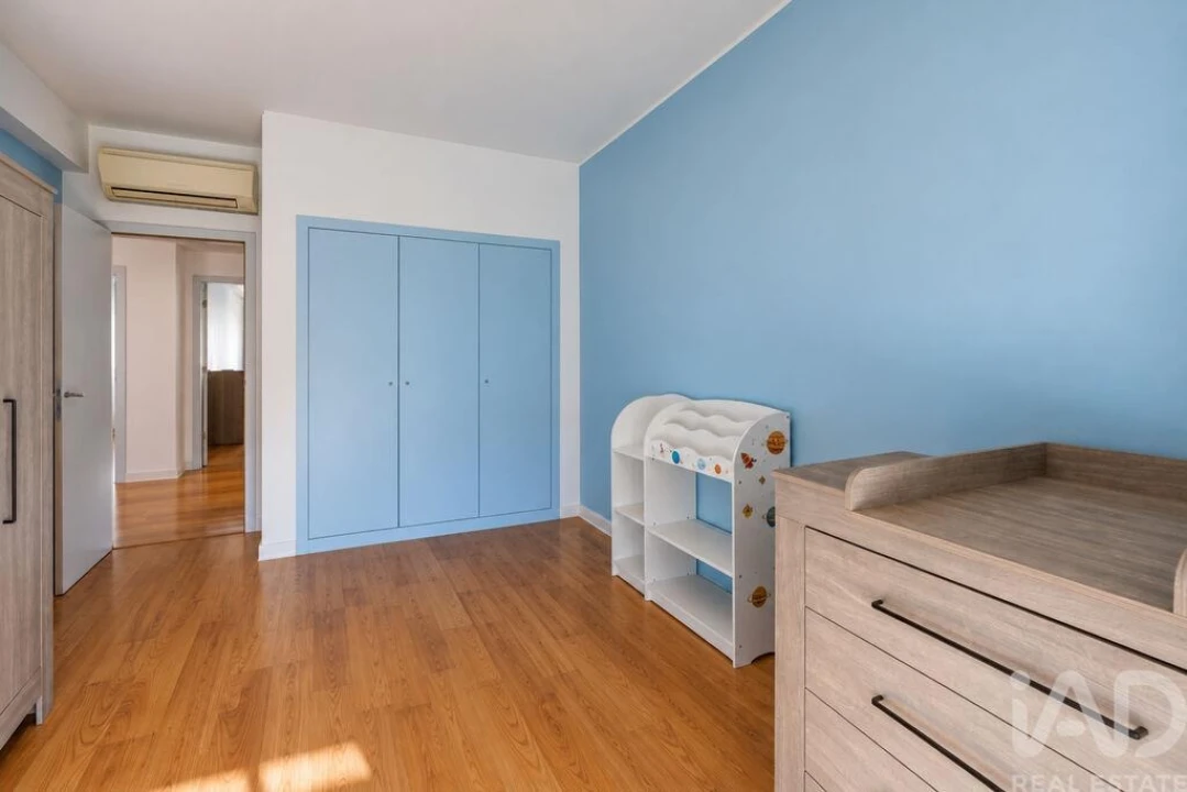 Apartamento T3 para Venda em São Domingos de Rana Foto 9