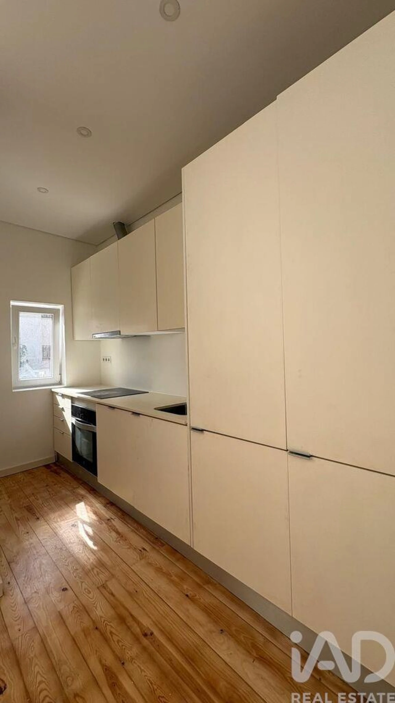 Apartamento T1 para Arrendamento em Campo de Ourique Foto 12