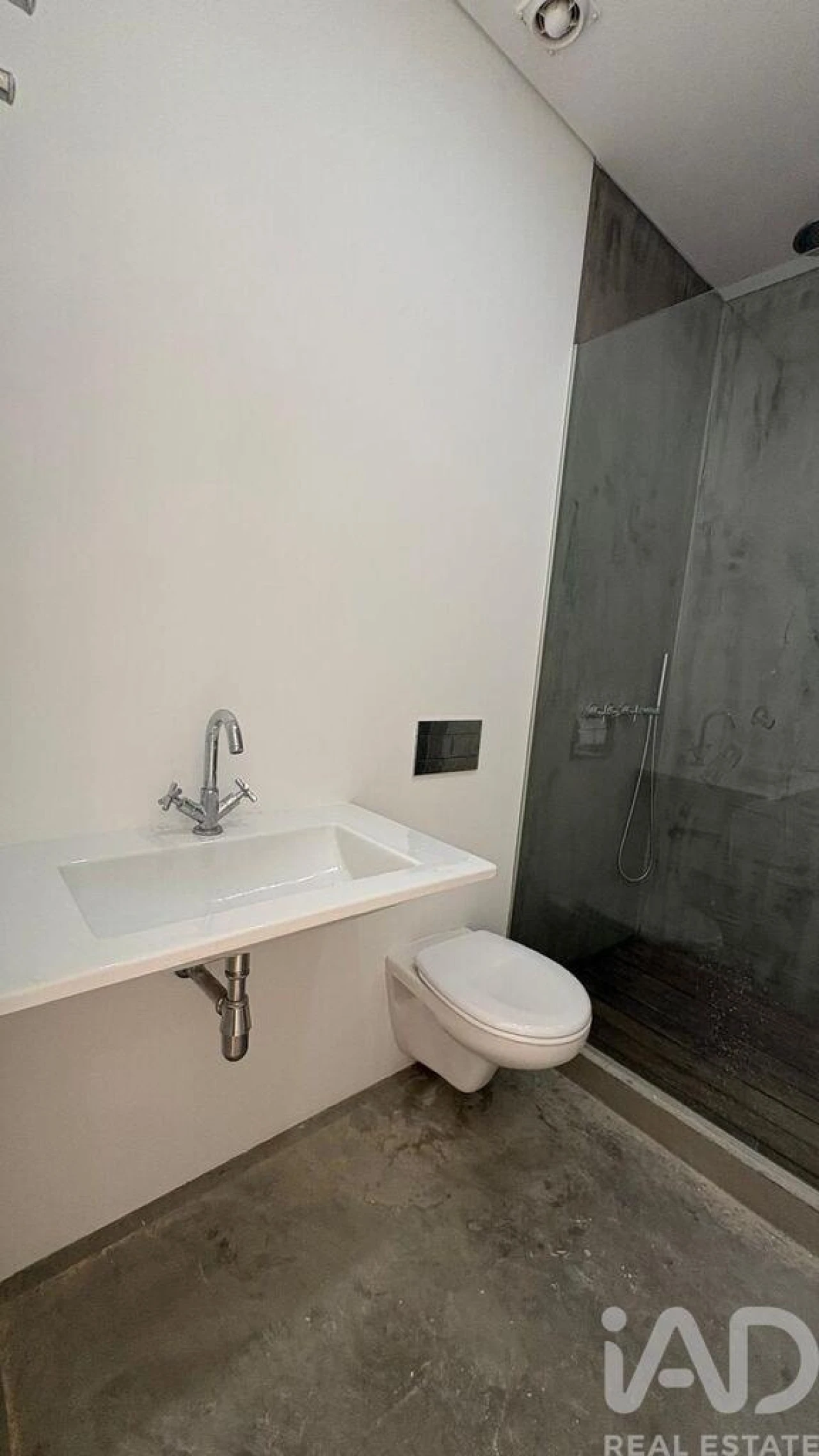 Apartamento T1 para Arrendamento em Campo de Ourique Foto 16