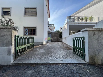 Moradia T4 para Venda em Beja (Santiago Maior e São João Baptista)