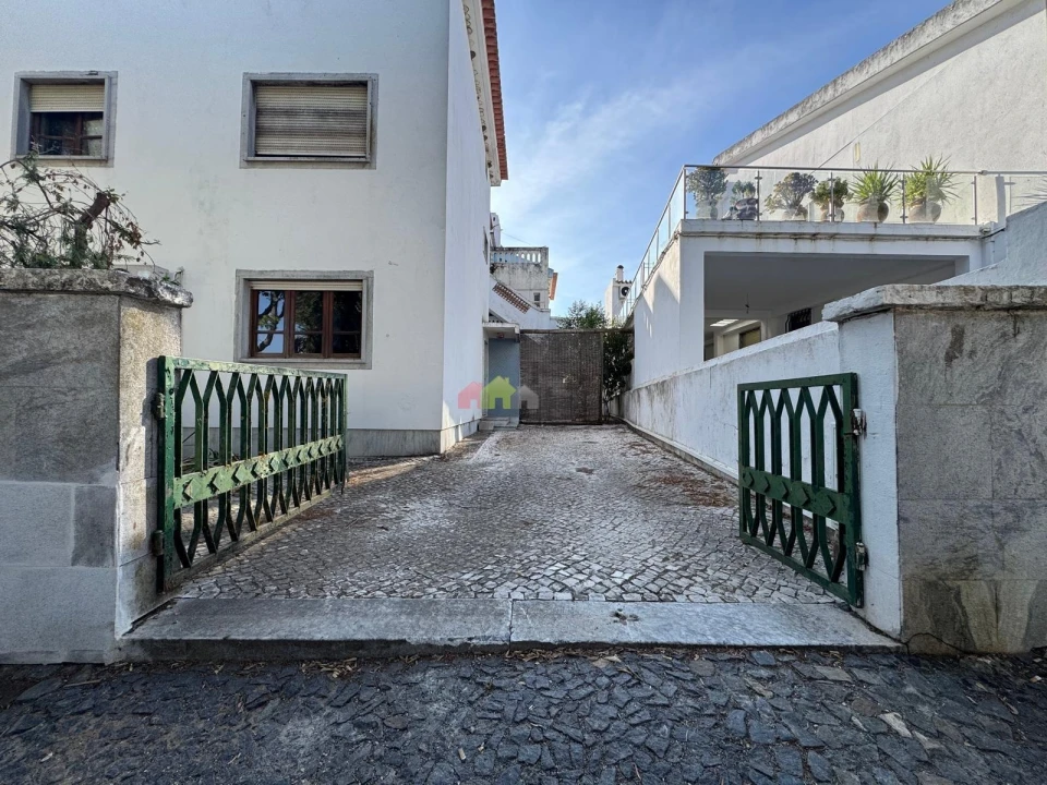 Moradia T4 para Venda em Beja (Santiago Maior e São João Baptista) Foto 1