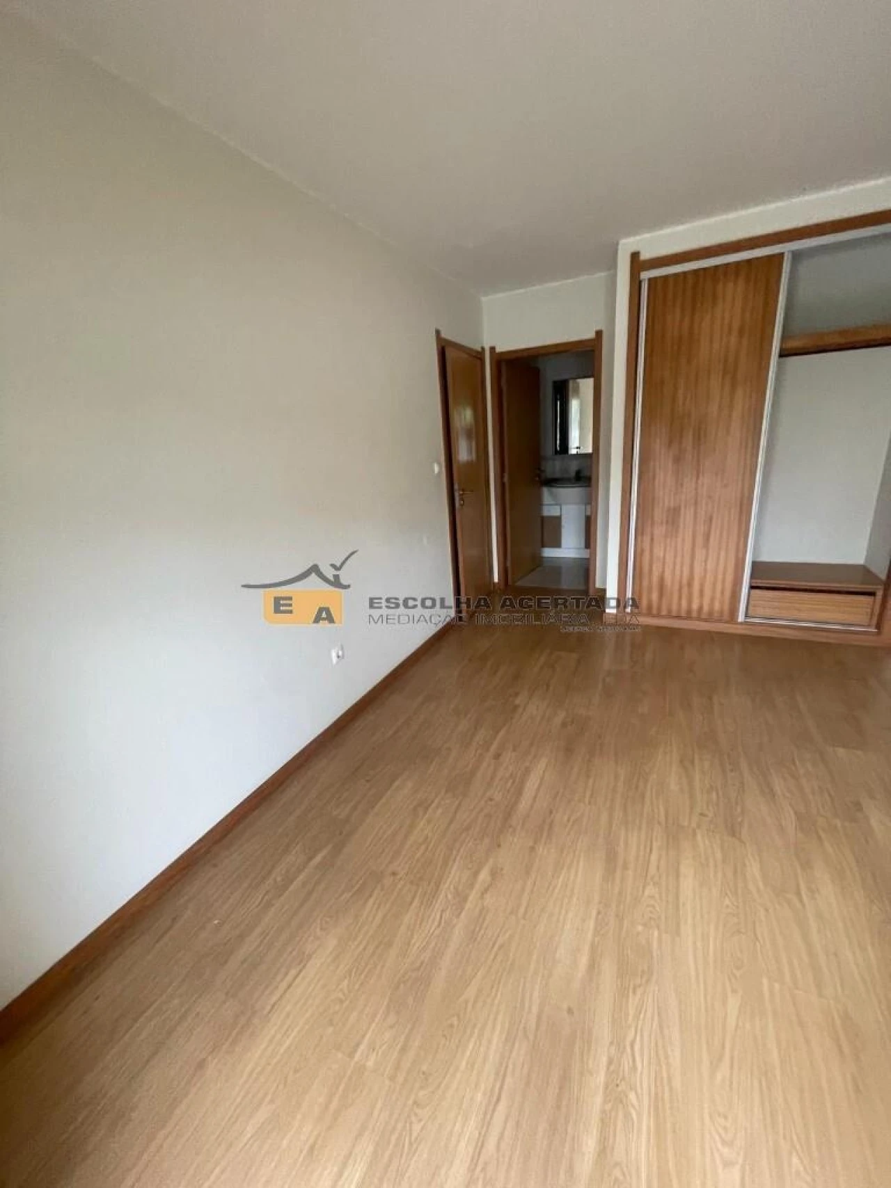 Apartamento T2 para Venda em Gondomar (São Cosme), Valbom e Jovim Foto 8