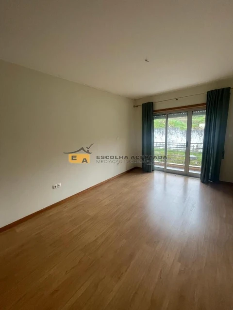 Apartamento T2 para Venda em Gondomar (São Cosme), Valbom e Jovim