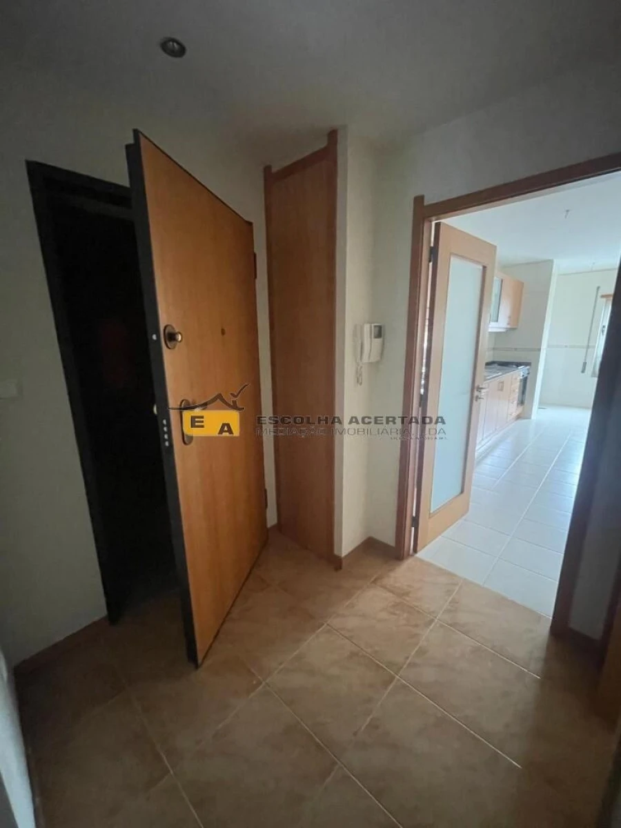Apartamento T2 para Venda em Gondomar (São Cosme), Valbom e Jovim Foto 5