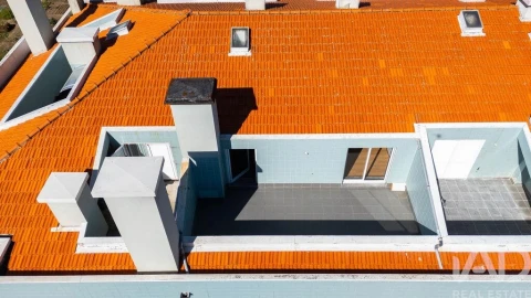 Apartamento T4 para Venda em Canelas