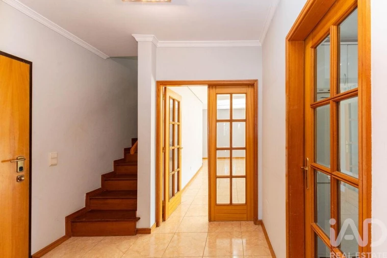 Apartamento T4 para Venda em Canelas Foto 5