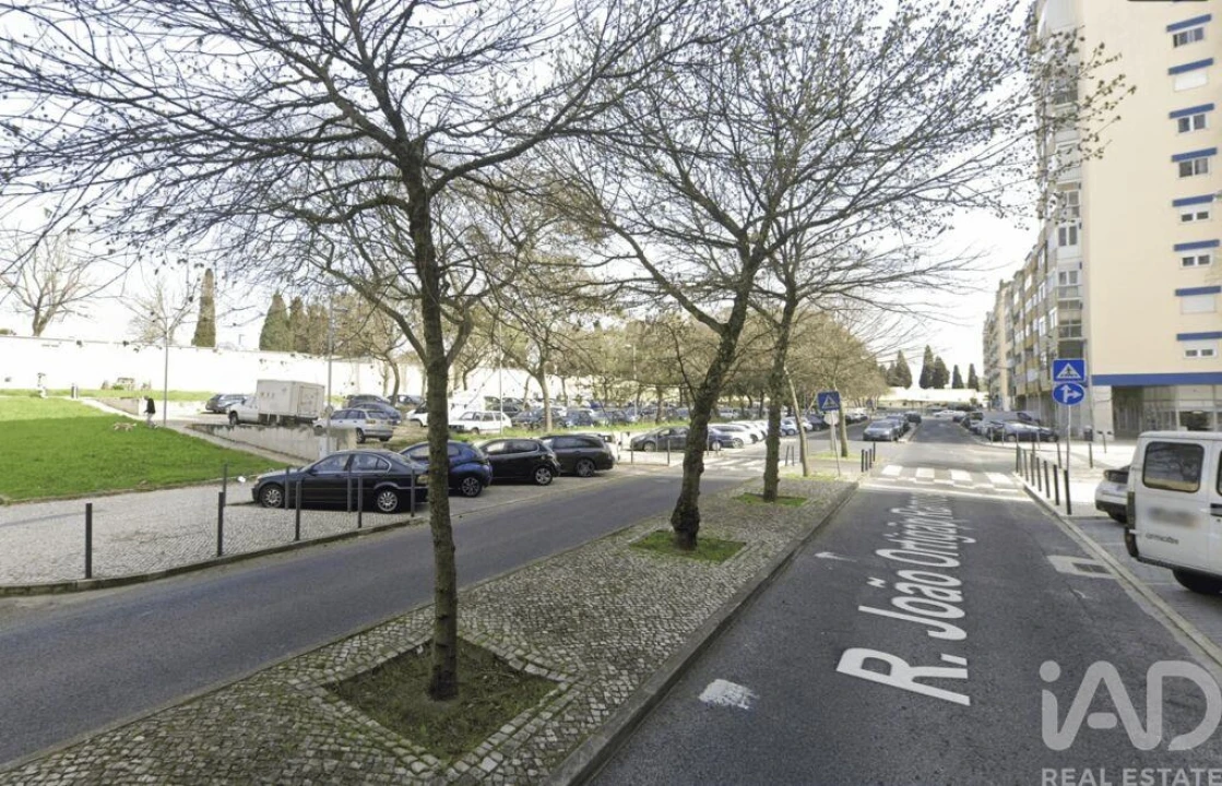 Apartamento T3 para Venda em Benfica Foto 23