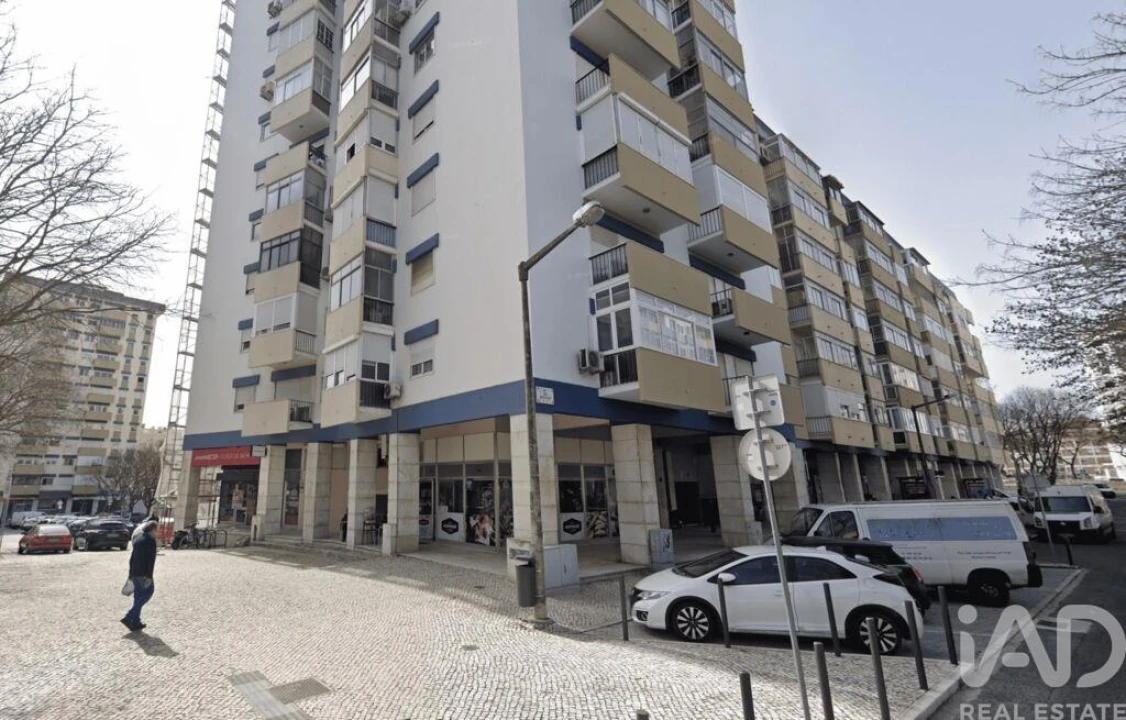 Apartamento T3 para Venda em Benfica Foto 20