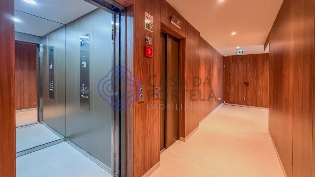 Apartamento T2 para Arrendamento em Canidelo Foto 31