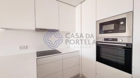 Apartamento T2 para Arrendamento em Canidelo