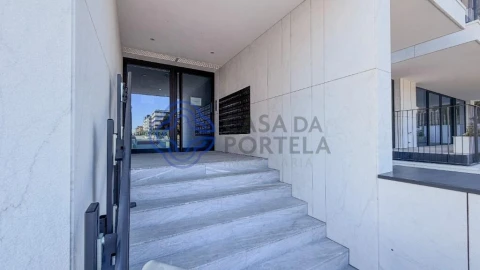Apartamento T2 para Arrendamento em Canidelo