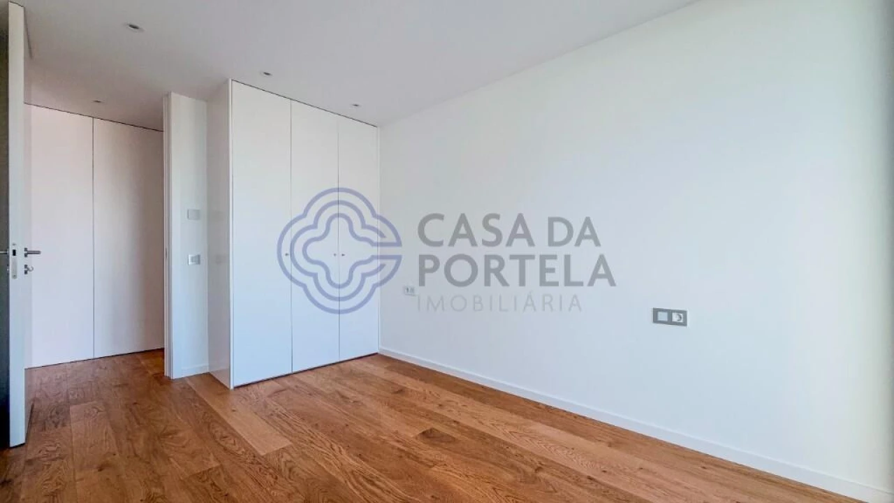 Apartamento T2 para Arrendamento em Canidelo Foto 15