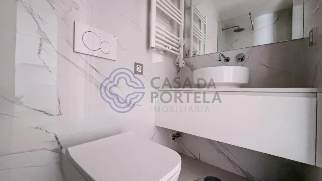 Apartamento T2 para Arrendamento em Canidelo Foto 12