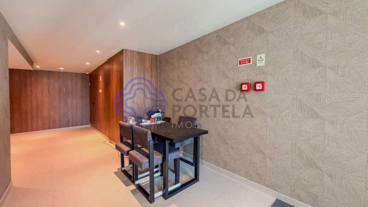 Apartamento T2 para Arrendamento em Canidelo Foto 30