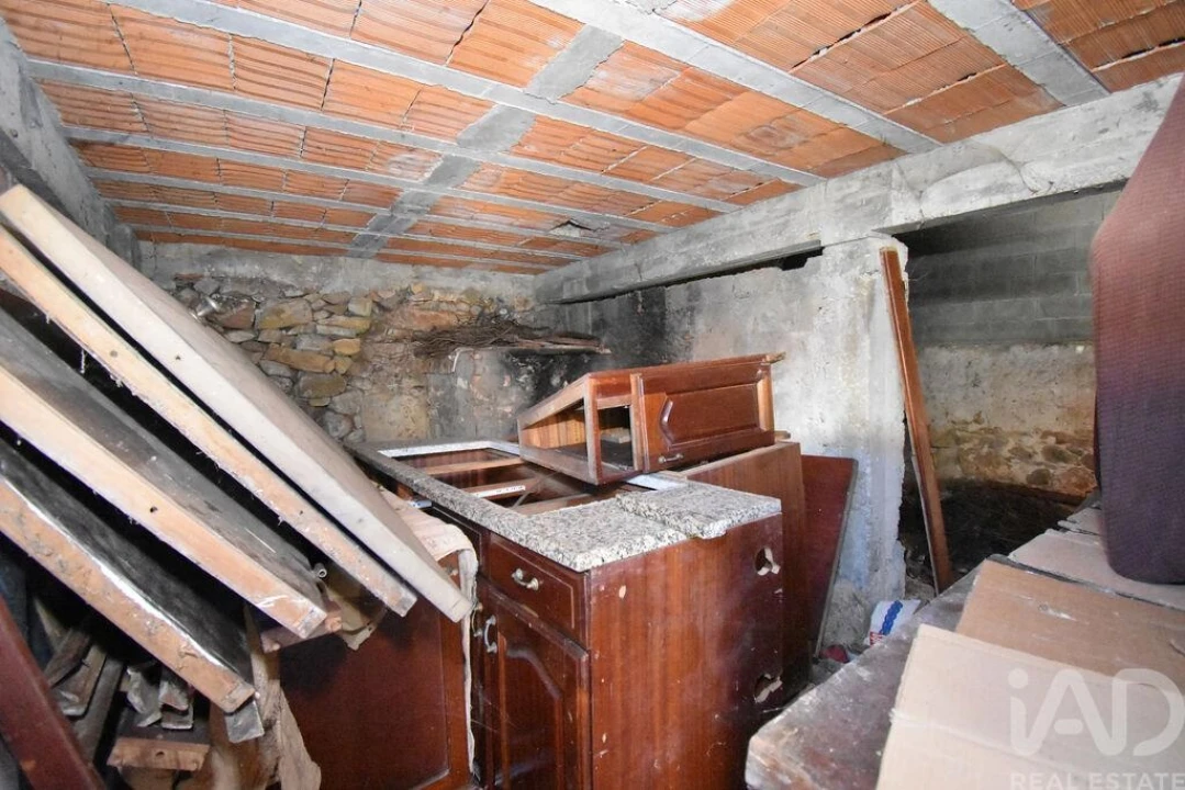 Armazém para Venda em São Miguel, Santa Eufémia e Rabaçal Foto 7
