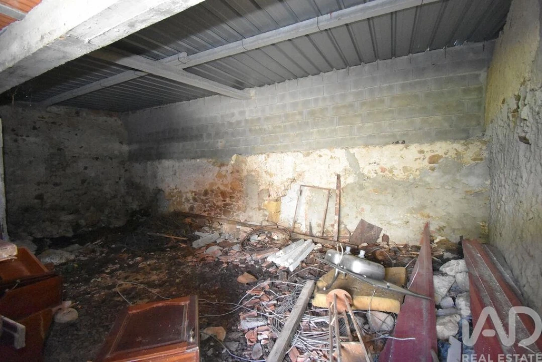 Armazém para Venda em São Miguel, Santa Eufémia e Rabaçal Foto 8