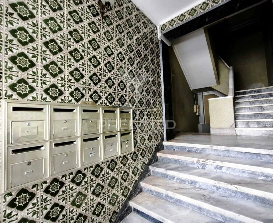 Apartamento T2 para Venda em Odivelas Foto 3